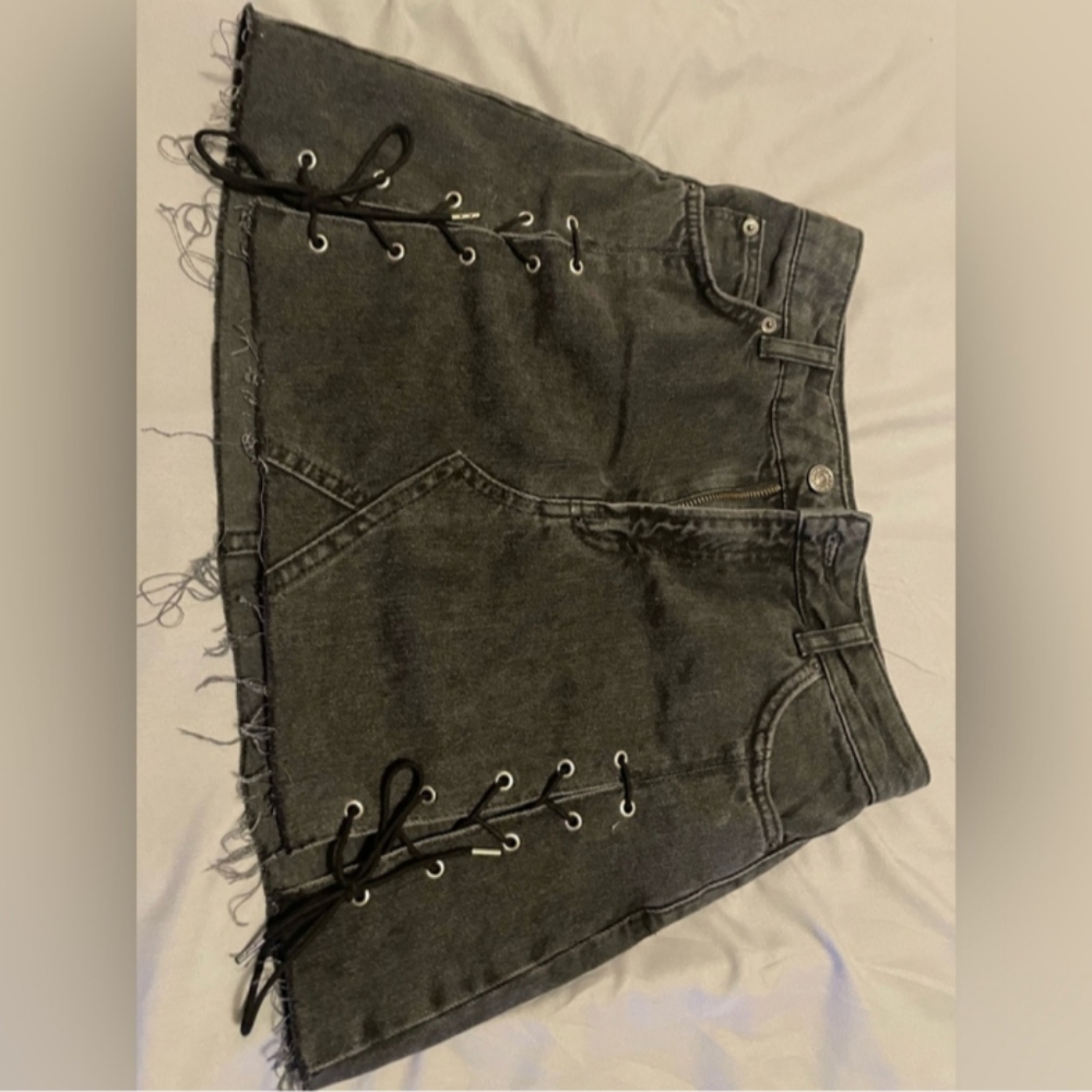 Top shop denim skirt